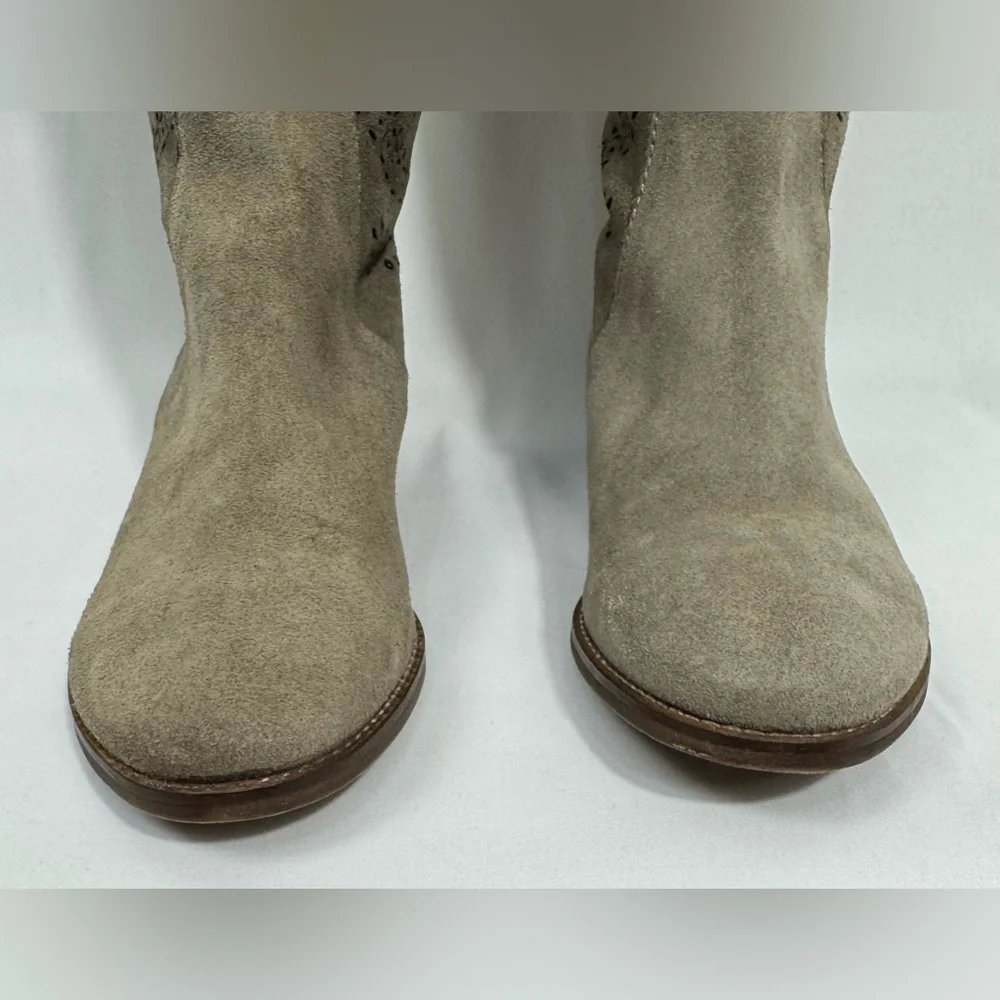 Bata Lace Cut Out Suede Leather Boots Women's Size 36 (5.5-6) Beige Tall Riding - Picture 5 of 16